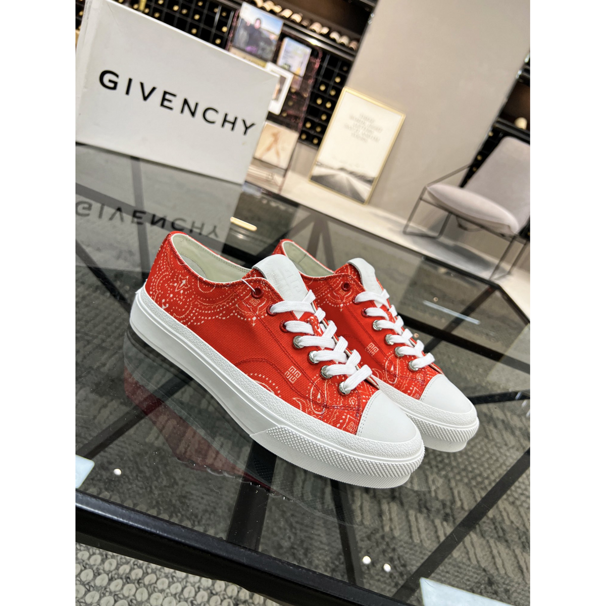Tênis Givenchy Red