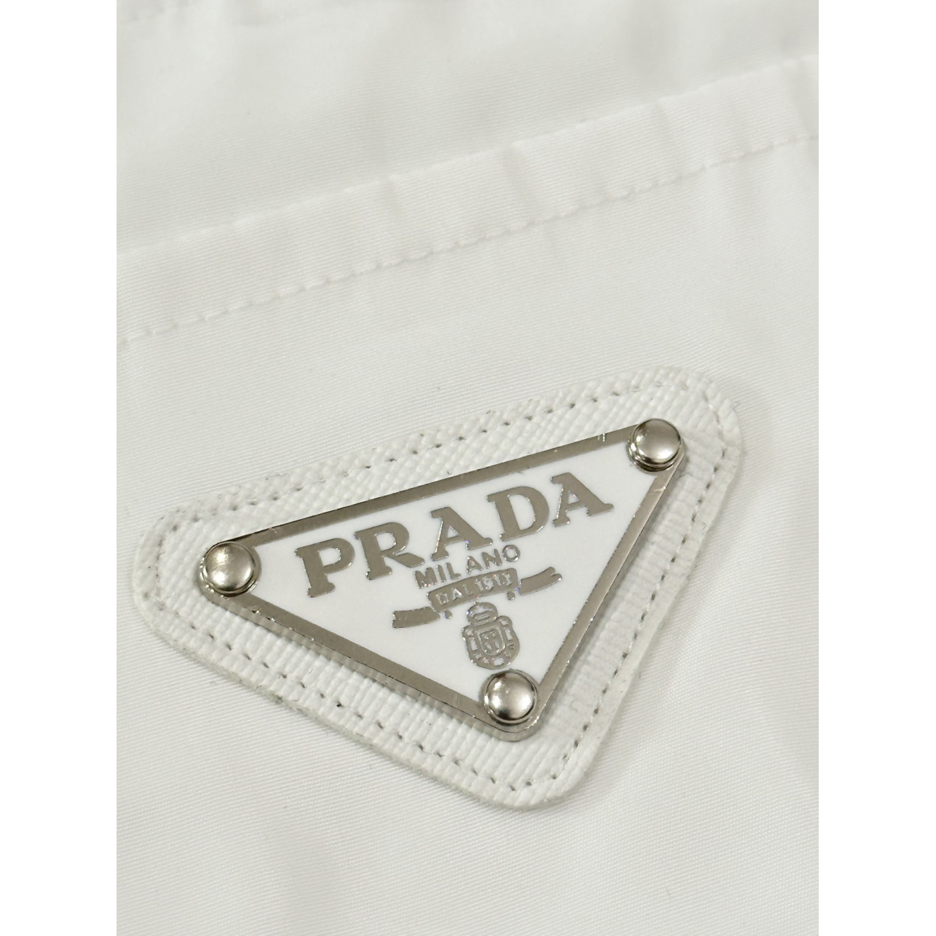 Camisa Prada em algodão com Bolso Lateral em Nylon Branca