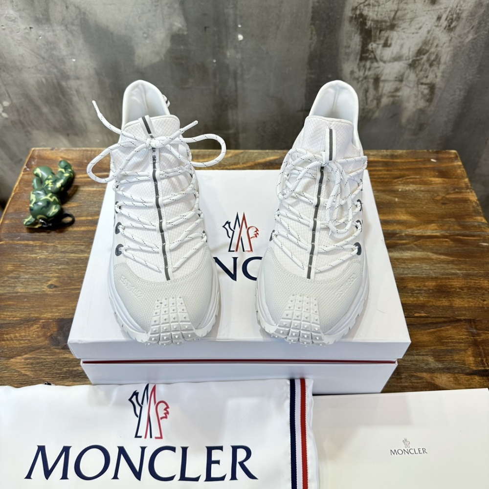 Tênis Moncler Trailgrip Lite 2 Low Top com Cadarço Branco