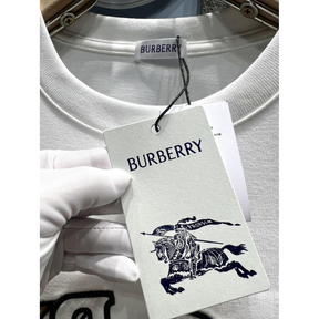 Camisa Burberry de algodão BB ao meio bordada Branca