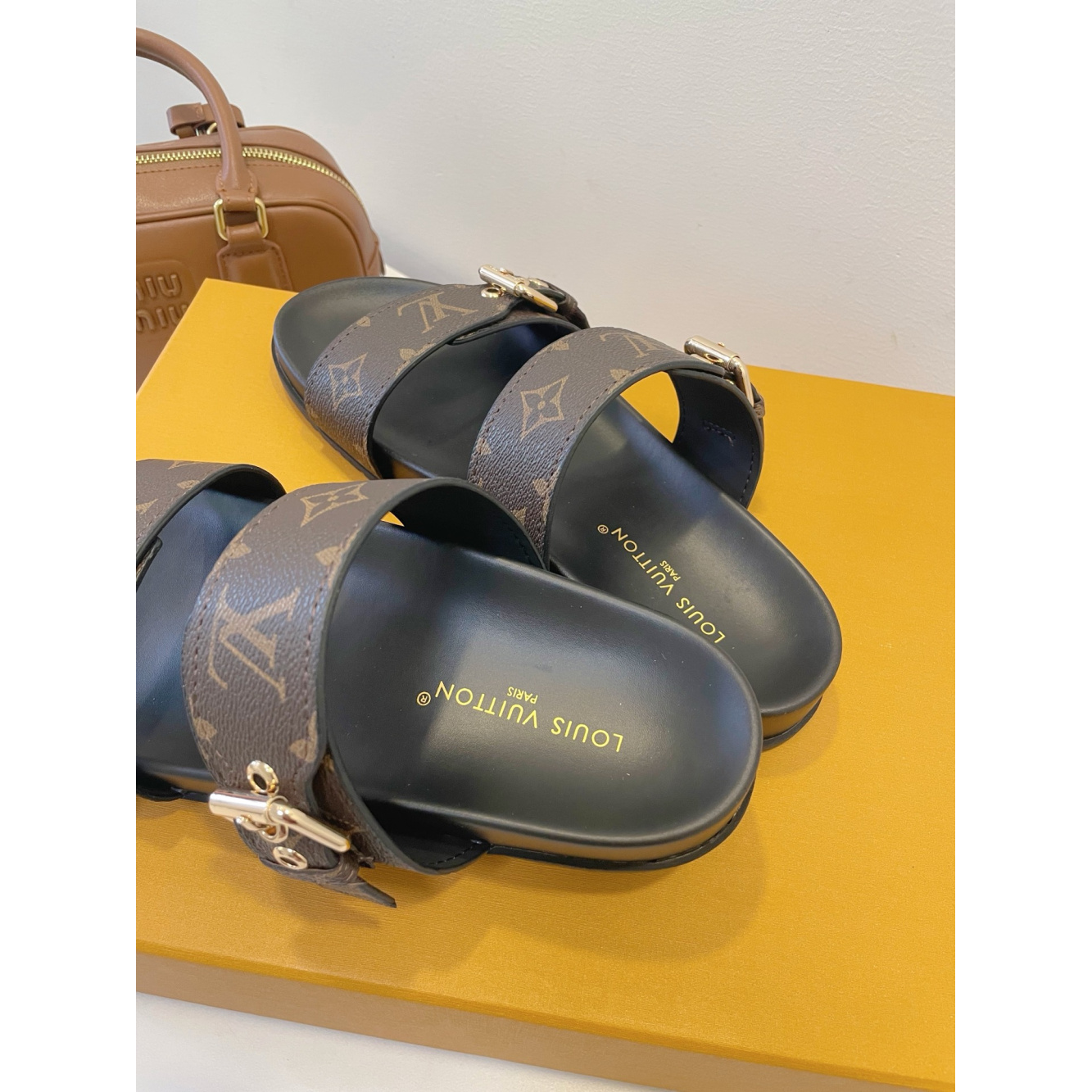 Sandália Louis Vuitton Mule Bom dia Monogram Marrom