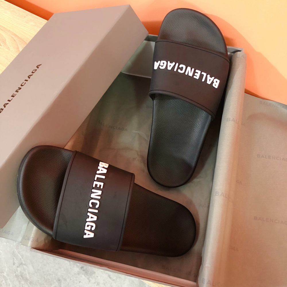 Chinelo/Sandália Balenciaga Preto