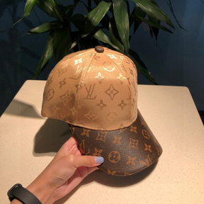 Boné Louis Vuitton Monogram Bege