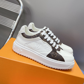 Louis Vuitton Time Out Tênis Sneakers