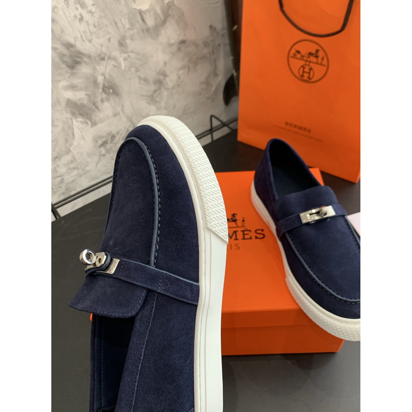Tênis Hermès Slip-On Game em Camurça Azul Marinho