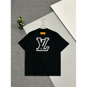 Camiseta de Algodão Louis Vuitton Logo LV Bordado Preta