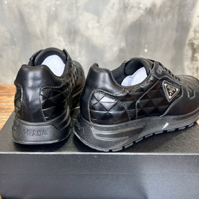 Prada Tênis Preto