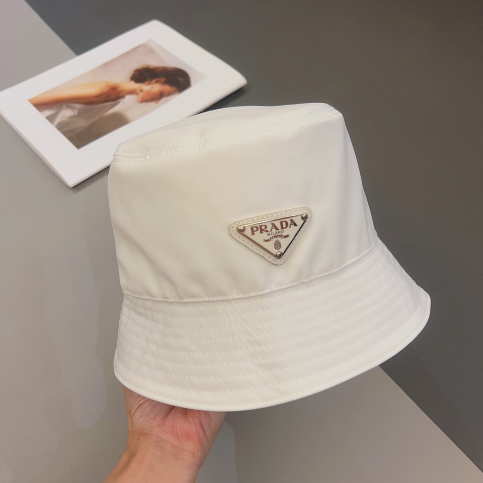 Bucket Prada Re-Nylon Branca