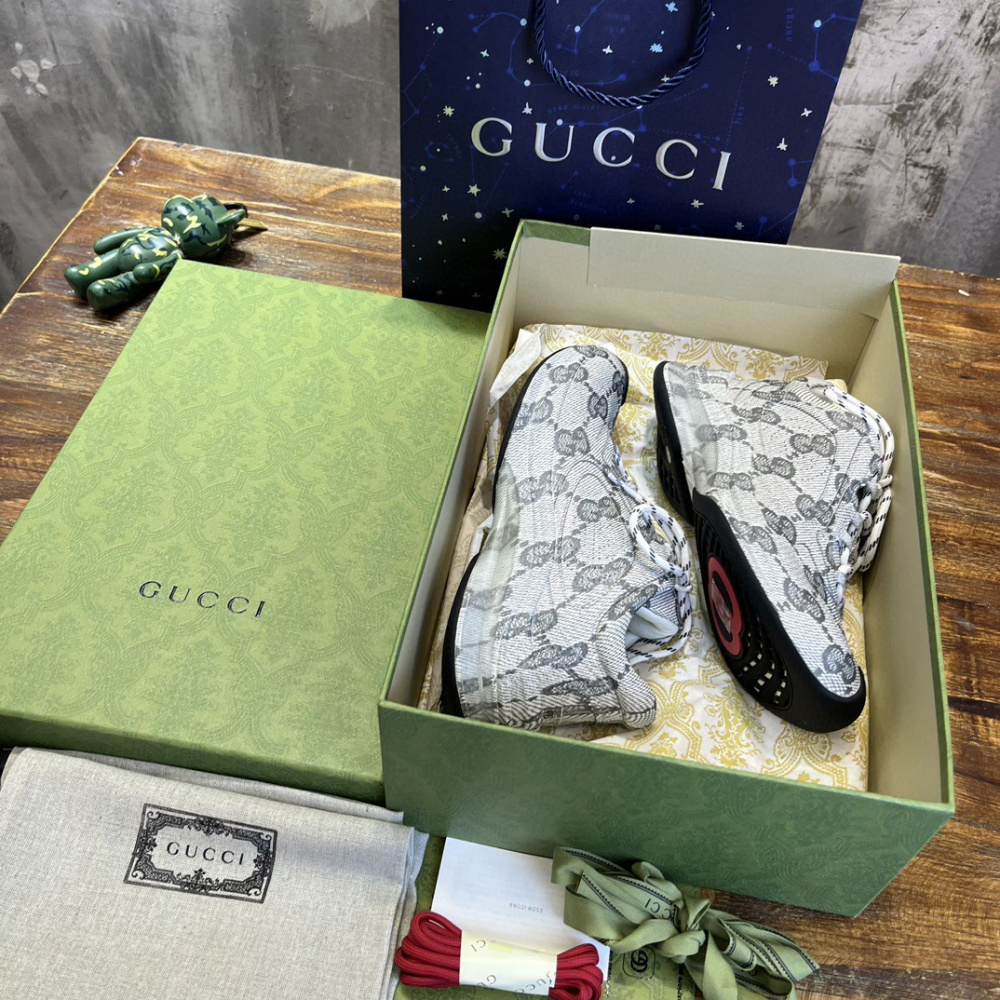 Tênis Gucci Monogram Run Sneaker Cadarço Branco