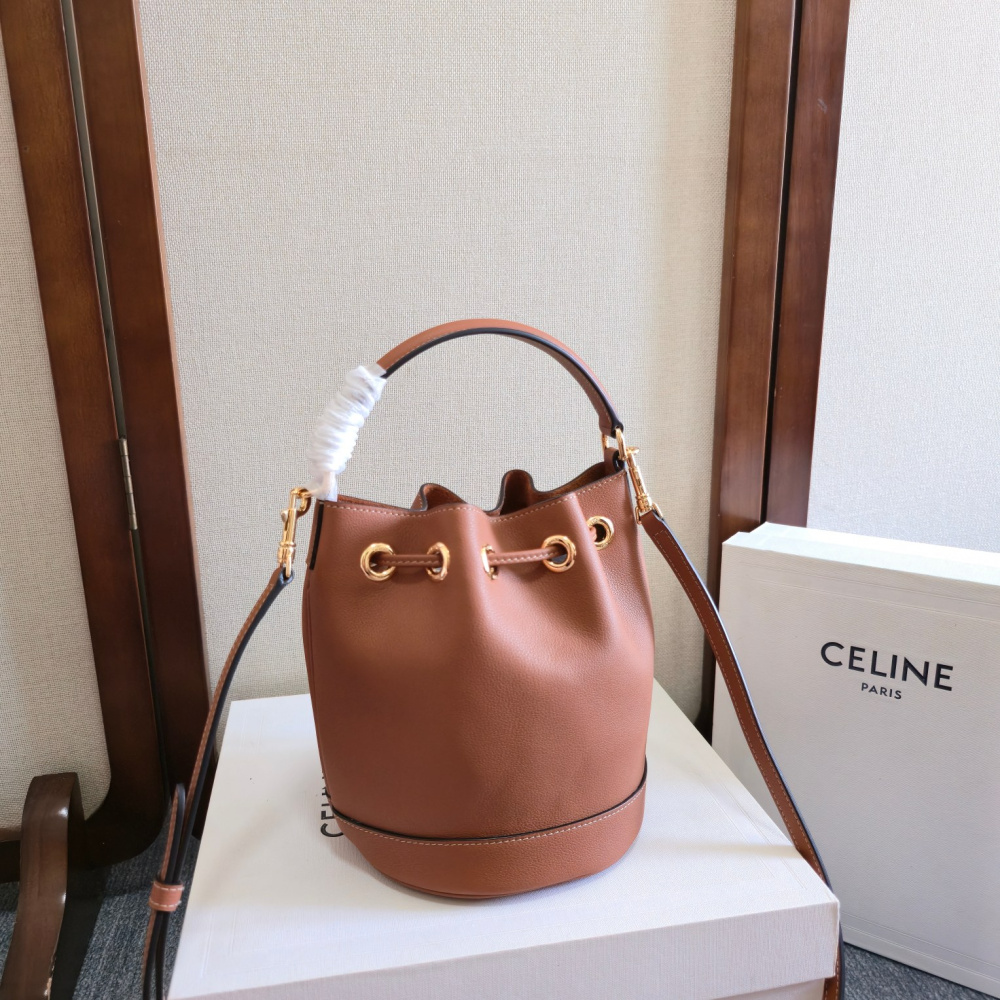 Bolsa Celine Teen Clara 16x19x16cm