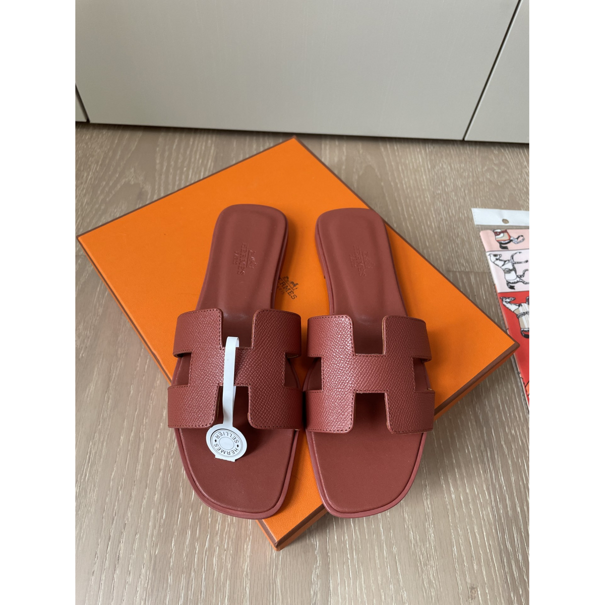 Sandália Hermès Oran Vermelho