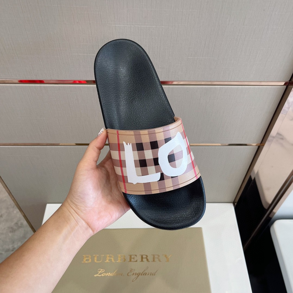 Burberry Slide/Chinelo