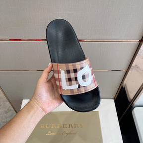 Burberry Slide/Chinelo