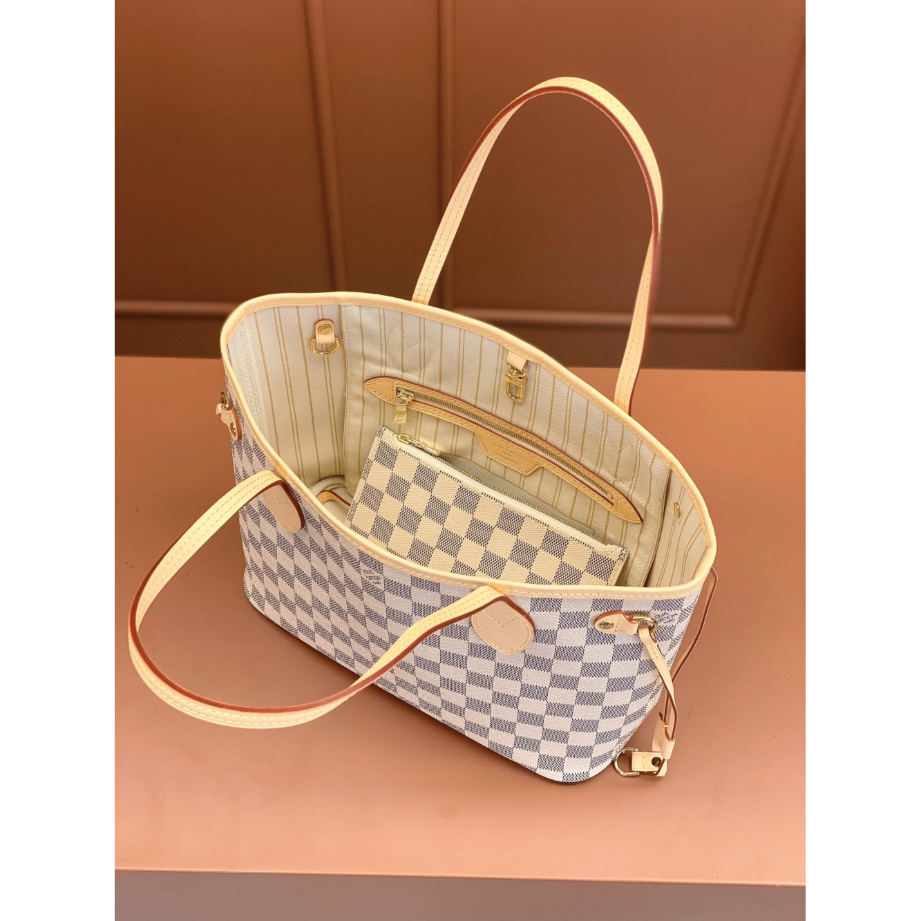 Bolsa Louis Vuitton Neverfull Damier Azur Canvas Interior Bege