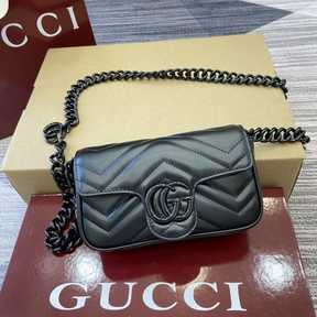 Bolsa Gucci GG Marmont super mini 16.5x10x4.5cm (quatro cores) Logo GG acompanha cor do Couro