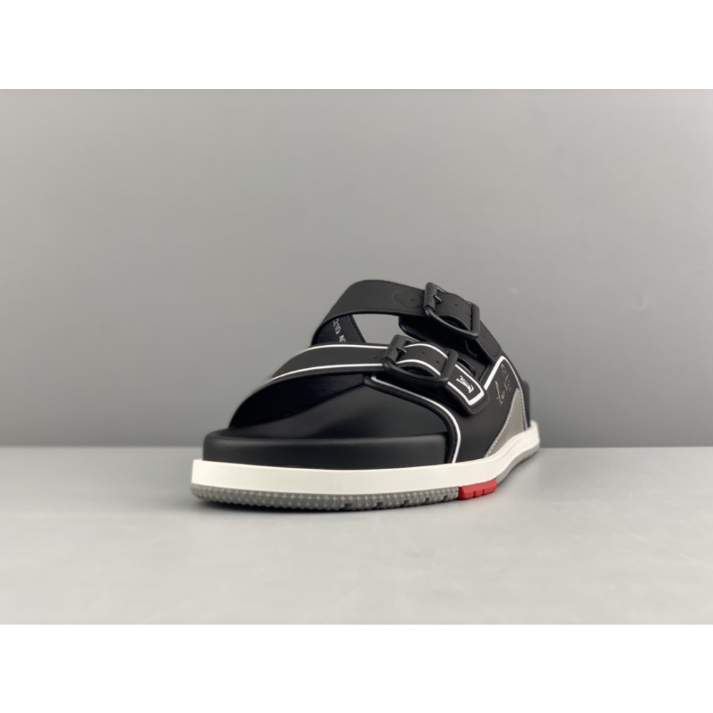 Chinelo Lv Trainer