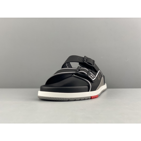 Chinelo Lv Trainer