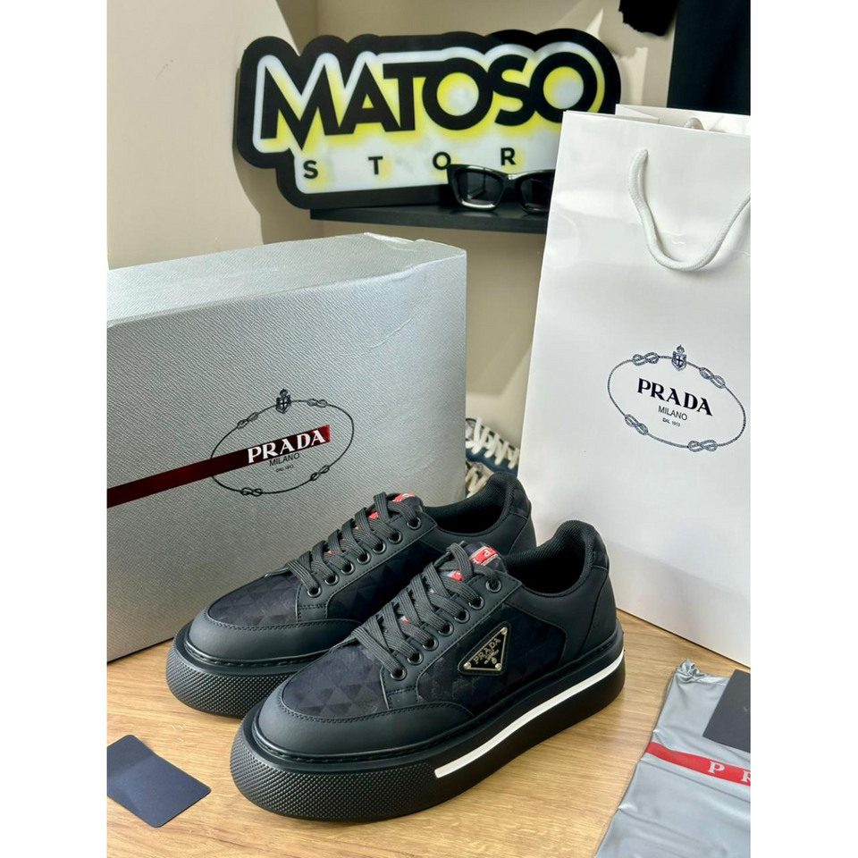 Tênis Prada Cano Baixo Couro Preto