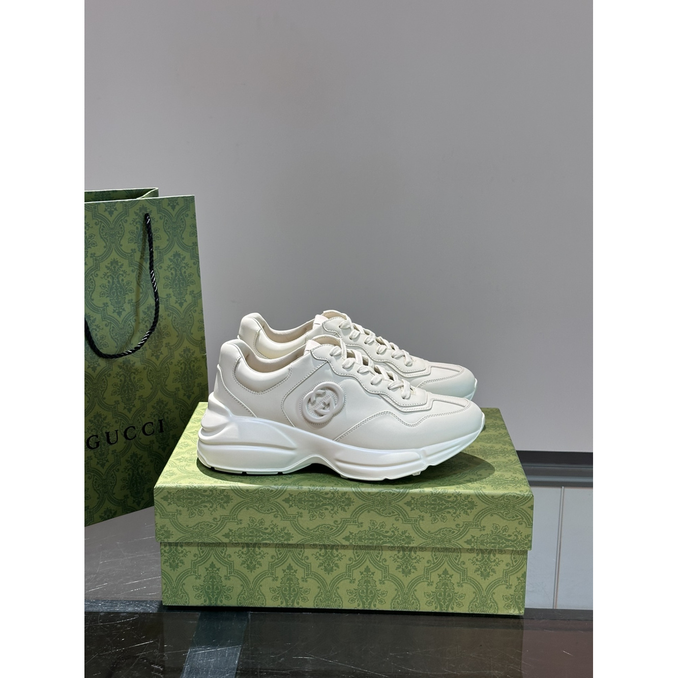 Gucci Rhyton Couro Branco