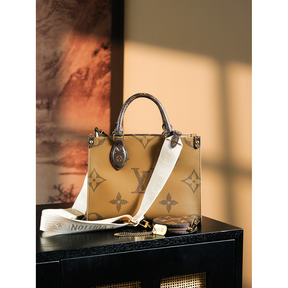Bolsa Louis Vuitton LV Tote Onthego Monogram