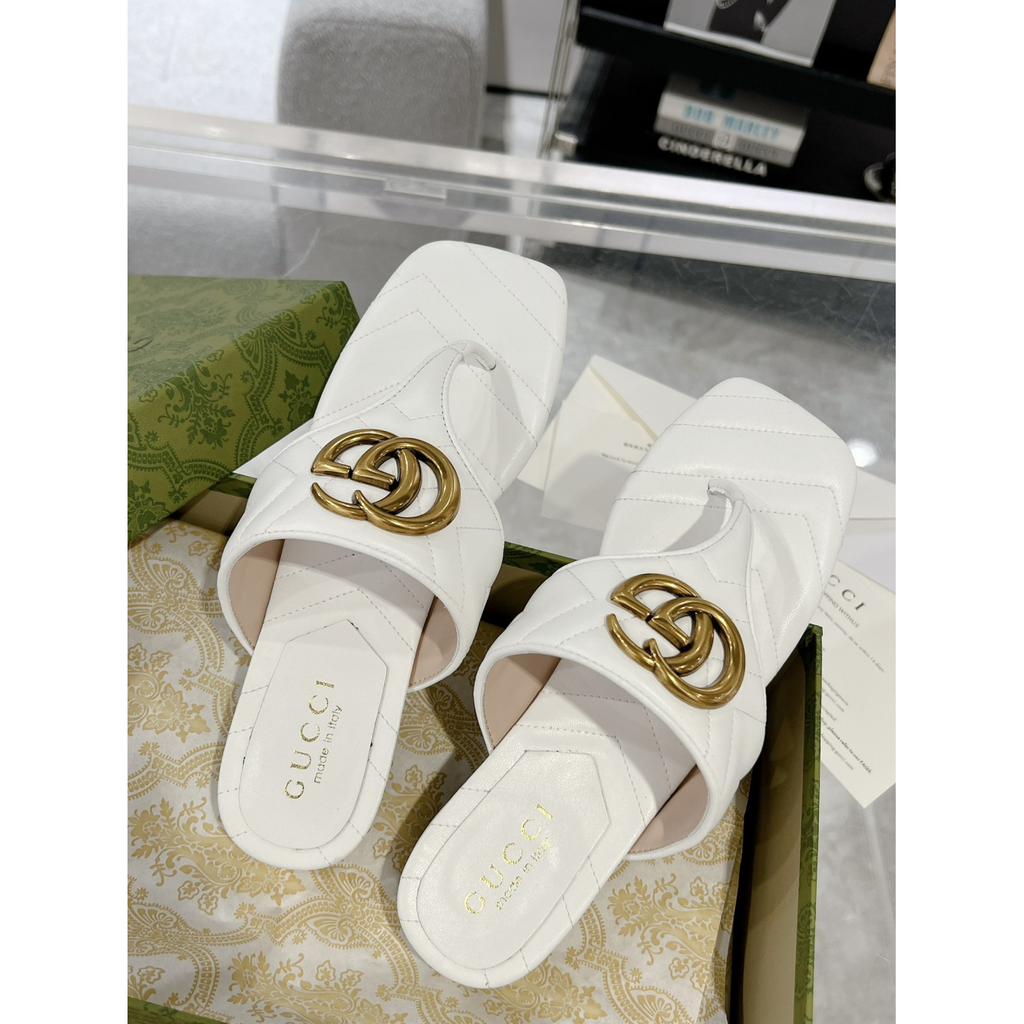 Sandália Gucci com Double G Branca