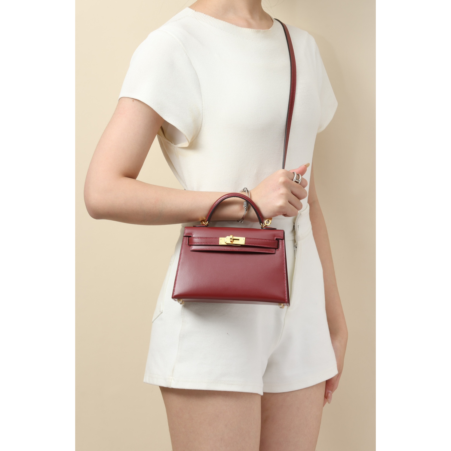 Bolsa Hermès Mini Kelly Ferragem Dourada Couro Liso 20x15x9cm