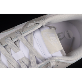 SB DUNK LOW GREY FOG WHITE/WHITE/LIGHT GREY