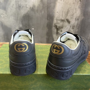 Tênis Gucci GG Supreme Cinza