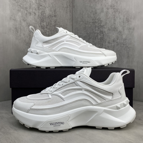 Tênis Valentino Garavani True Act Sneakers Branco