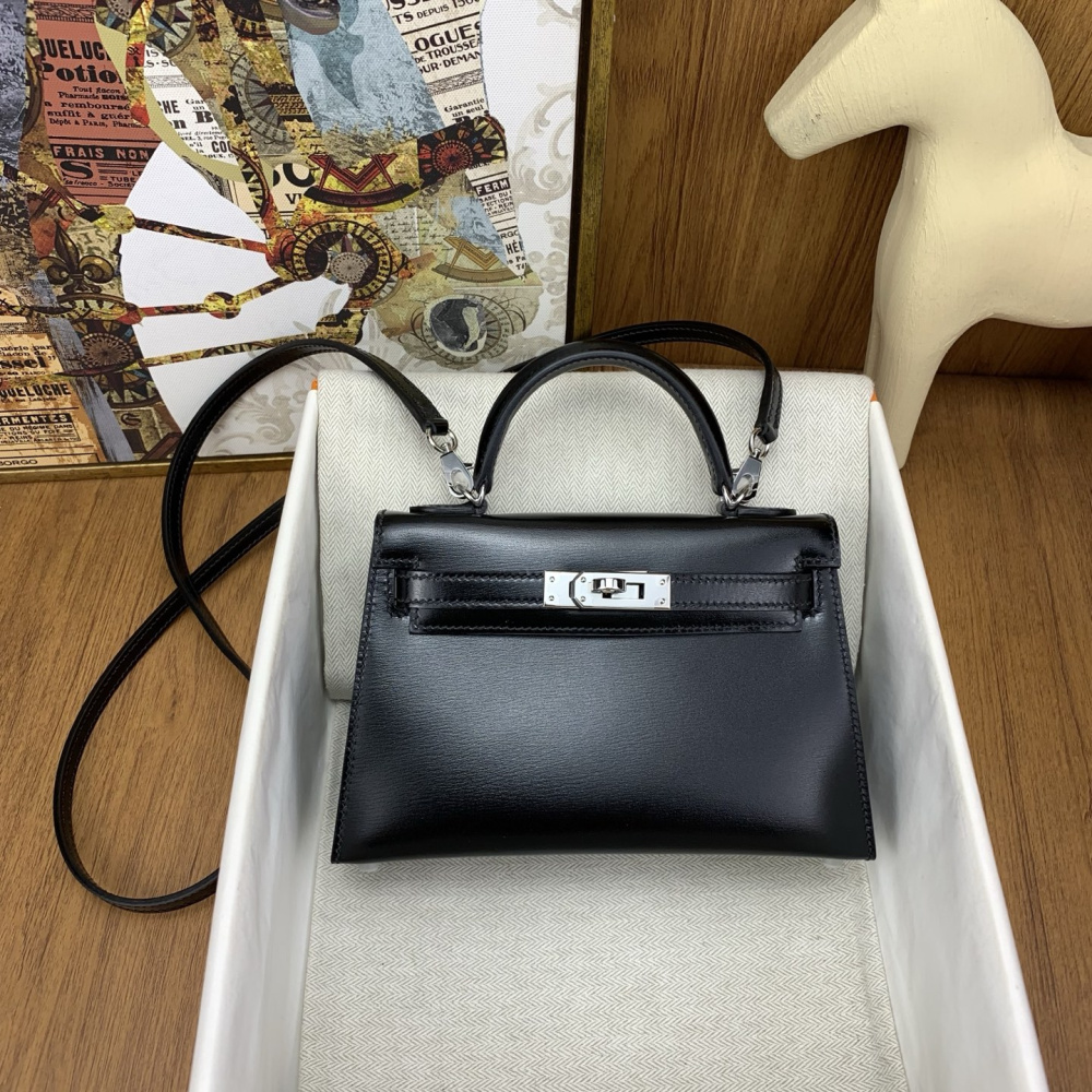 Bolsa Hermès Mini Kelly Ferragem Prata 20x15x9cm (6 cores)