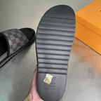 Chinelo Slide Louis Vuitton LV Miami Mule Jacquard Damier Cinza Sandália