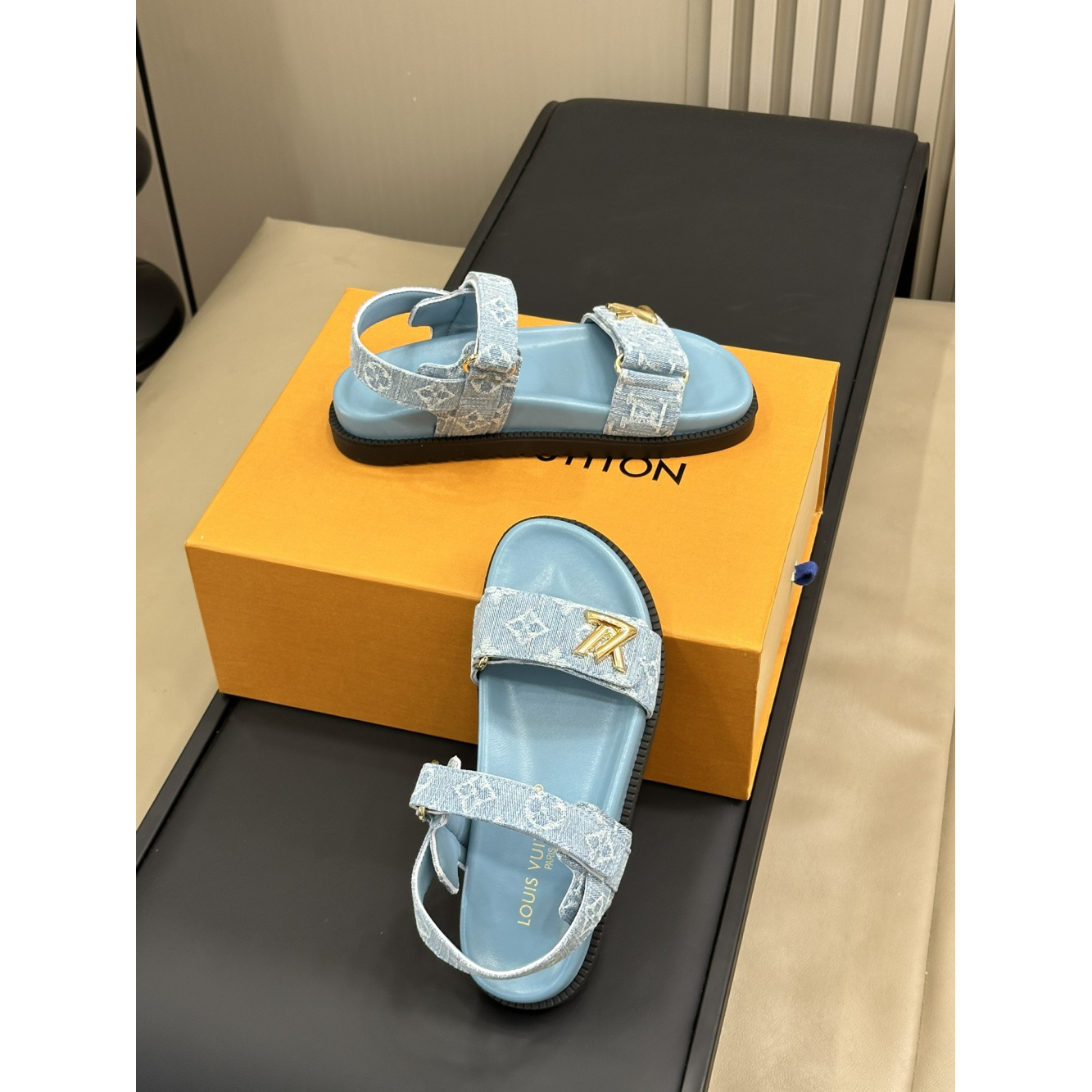 Sandália Louis Vuitton Mule LV Sunset Jean Monogram