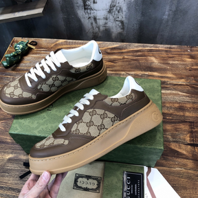 Gucci Sneaker GG Supreme Marrom Tradicional