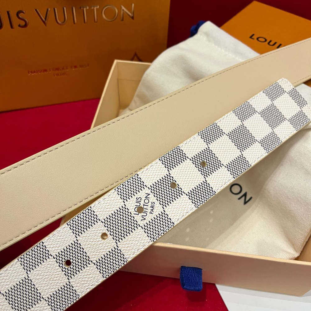 Cinto Louis Vuitton Initiales Reversível Damier Azur Ferragem Prata 4.0cm
