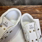 Tênis Valentino Garavani Rockstud Branco