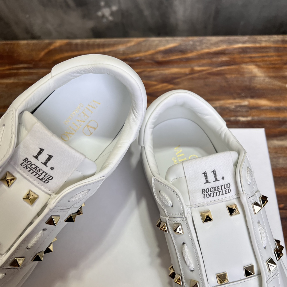 Tênis Valentino Garavani Rockstud Branco