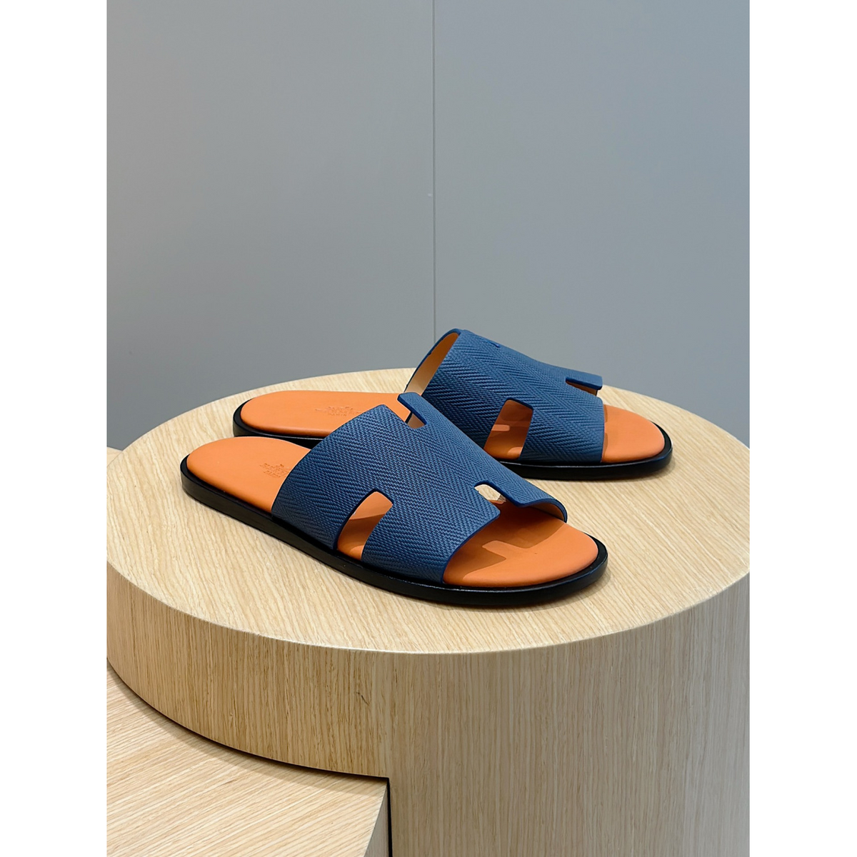 Sandália Izmir Listras Azul/ Sola Laranja