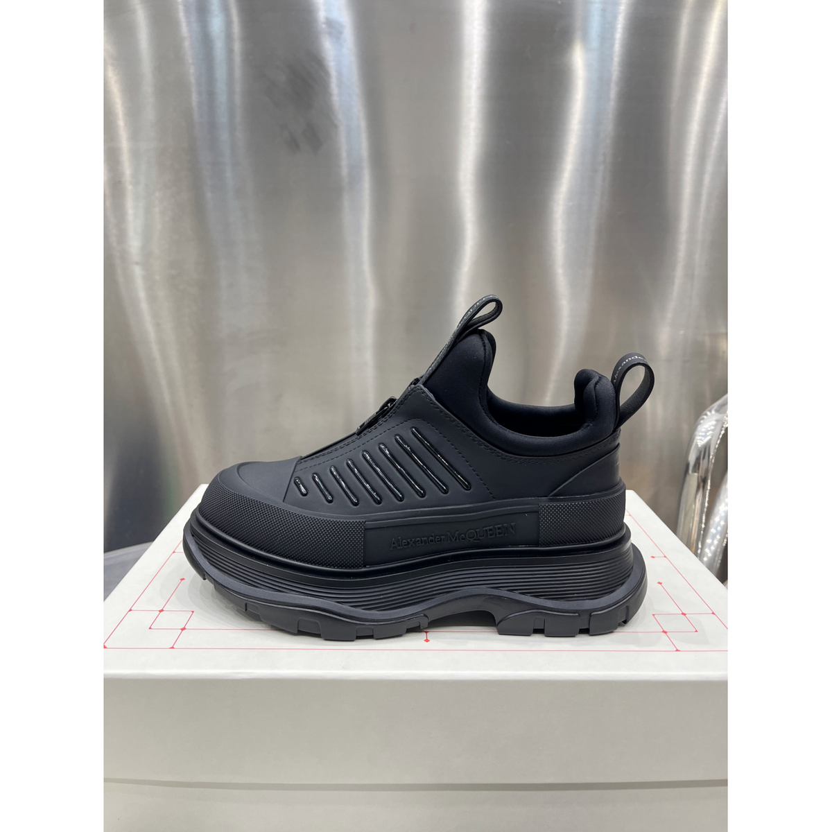 Tênis Alexander Mcqueen Tread Slick Preto