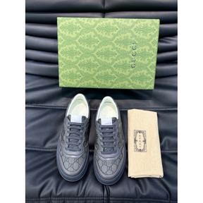 Tênis Gucci GG Supreme Cinza Escuro
