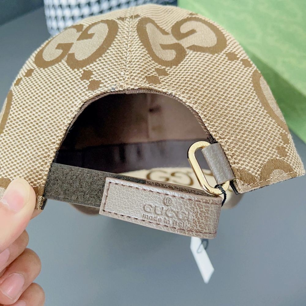 Boné Gucci Jumbo GG
