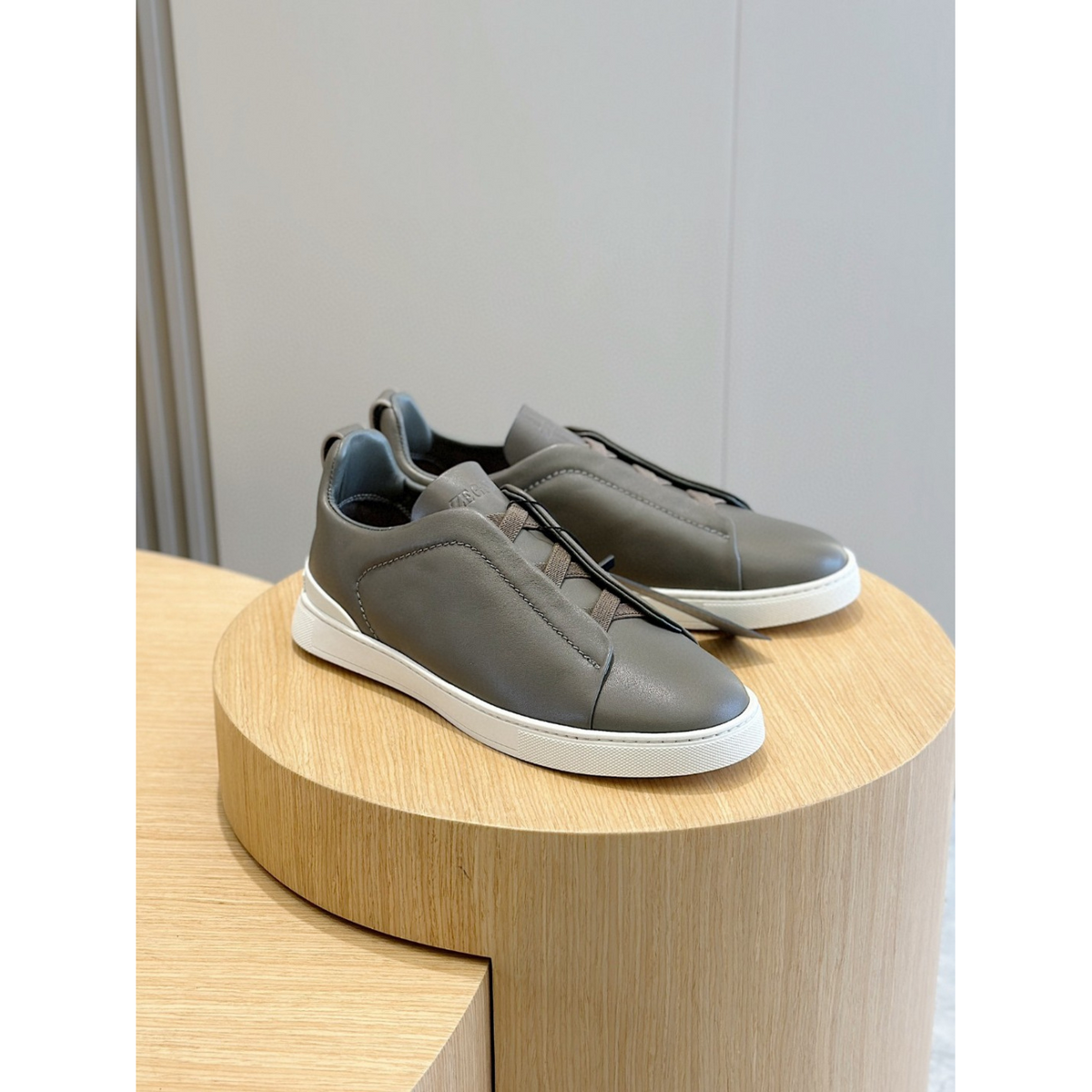 Zegna Triple Stitch Secondskin Couro Cinza Claro