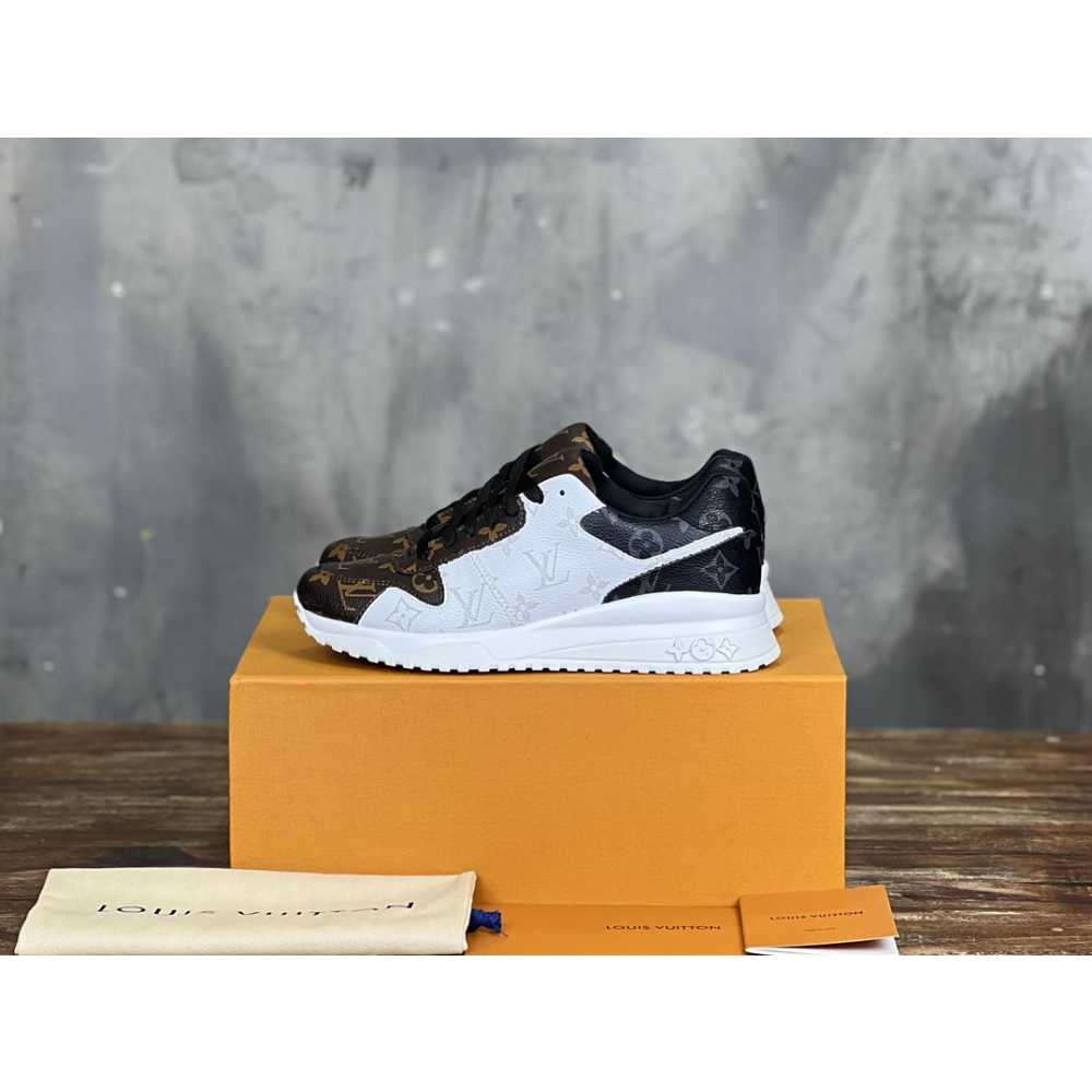 Louis Vuitton Tênis Run Away Tricolor/Canvas Monogram