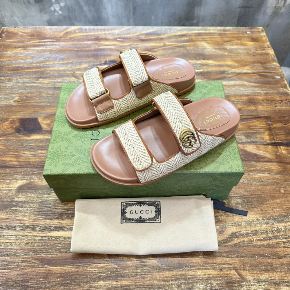 Sandália Gucci Double G-plaque em Raffia Bege