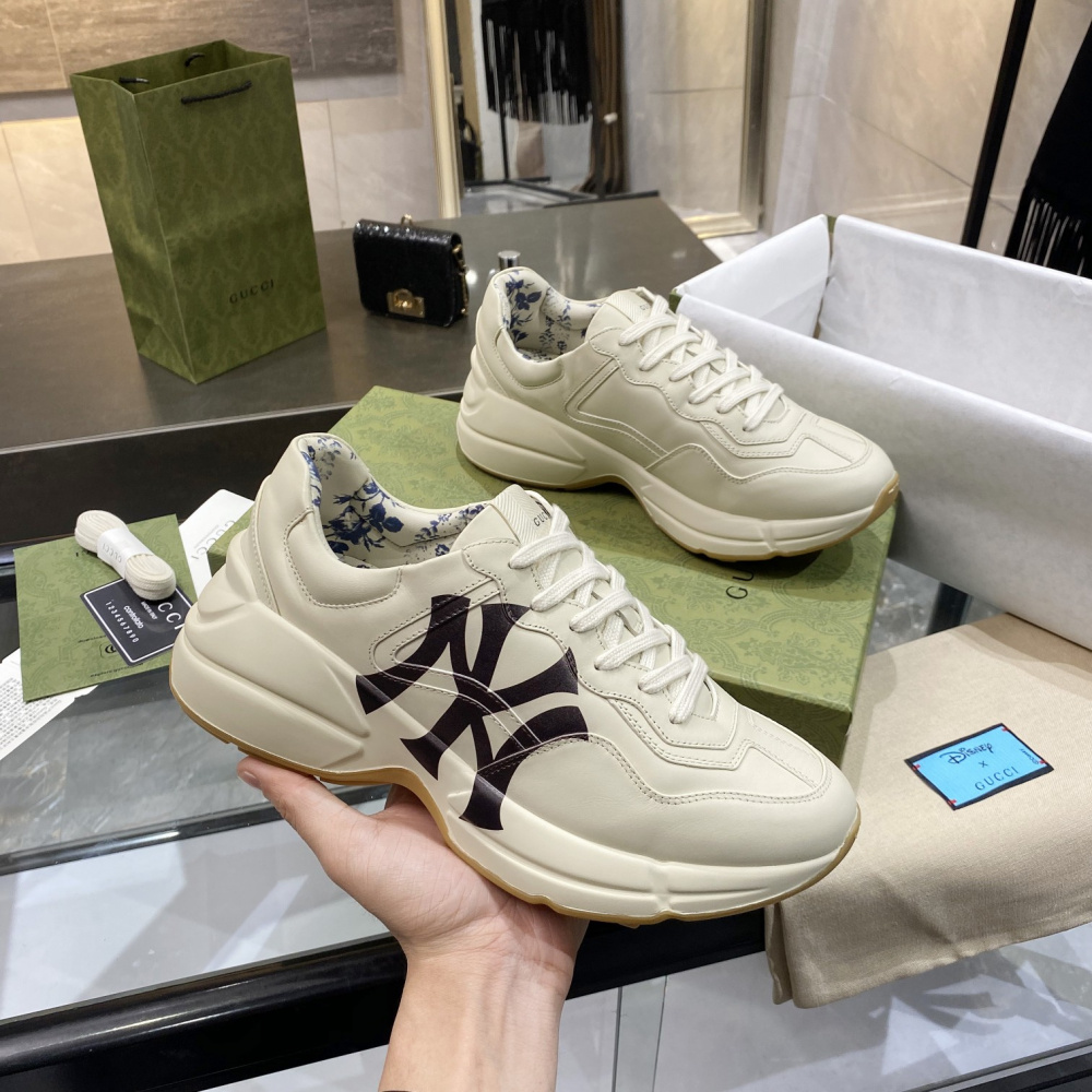 Gucci Rhyton Tênis cano baixo