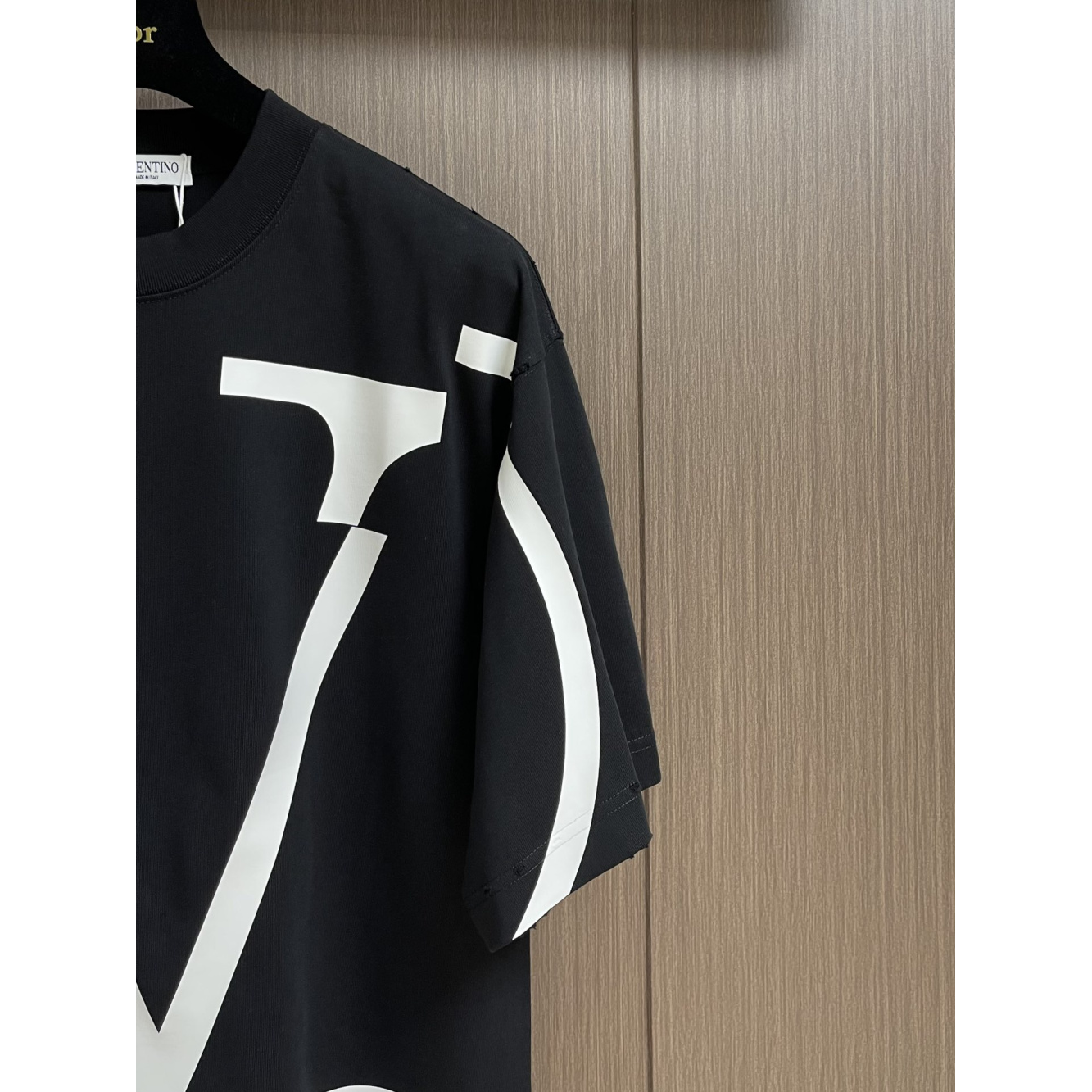Camisa Valentino de algodão com VLogo Preta