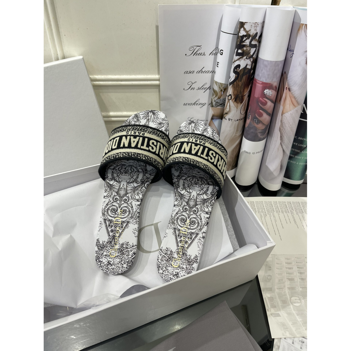 Dior Sandália Rasteira Cinza
