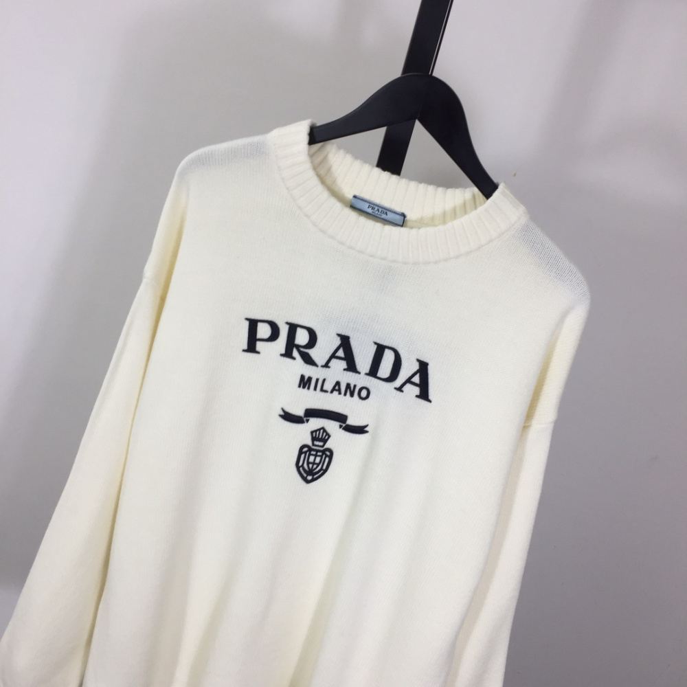 Moletom Prada com Logotipo Bordado Branca