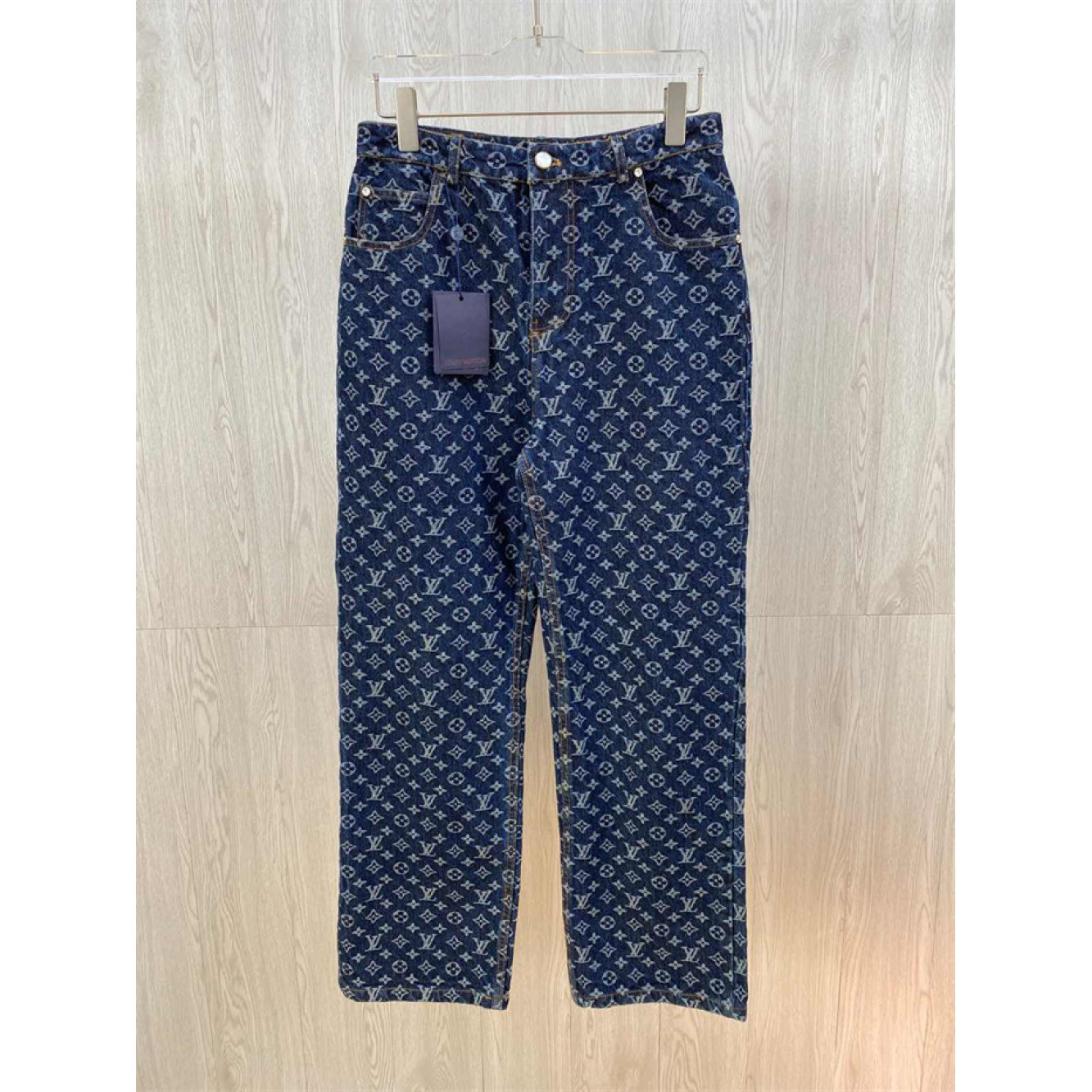 Conjunto Louis Vuitton LV Jaqueta e Calça Jeans Azul Marinho com Monogram