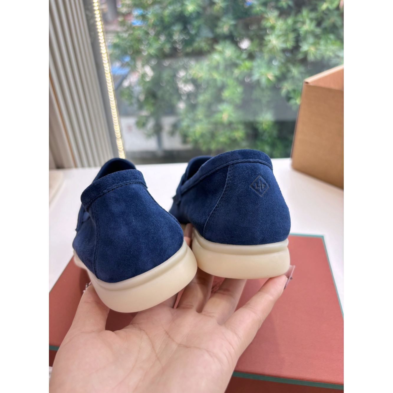 Summer Charms Walk Loro Piana Loafer Camurça Azul Marinho