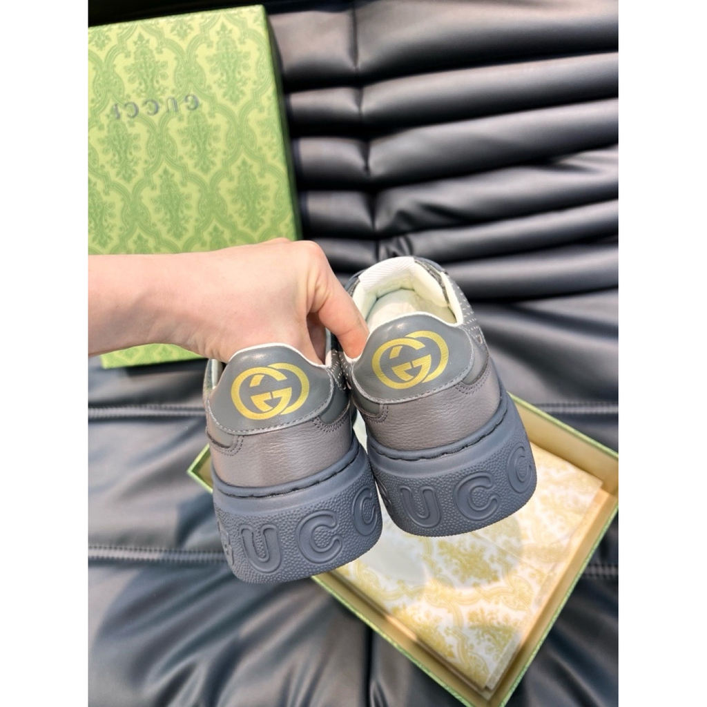 Tênis Gucci GG Supreme Cinza Escuro